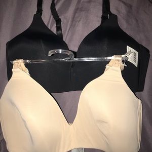2 motherhood nursing bras